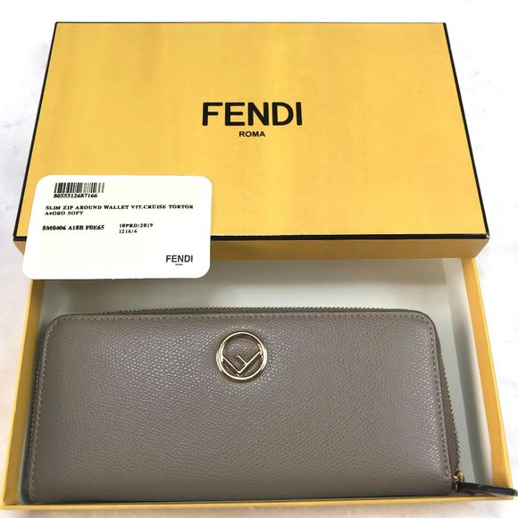New in Box Fendi ZIP-AROUND Beige leather wallet  $990 - Picture 2 of 14
